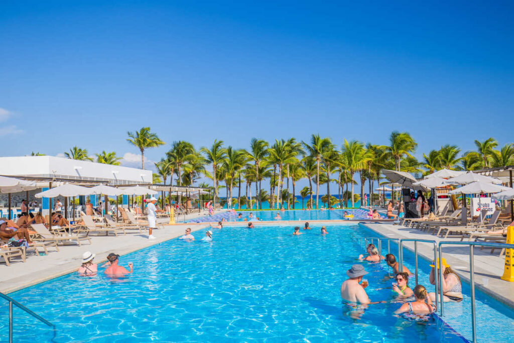 5 Reasons Why This Is The Most Visited Beach Destination In All Of Mexico