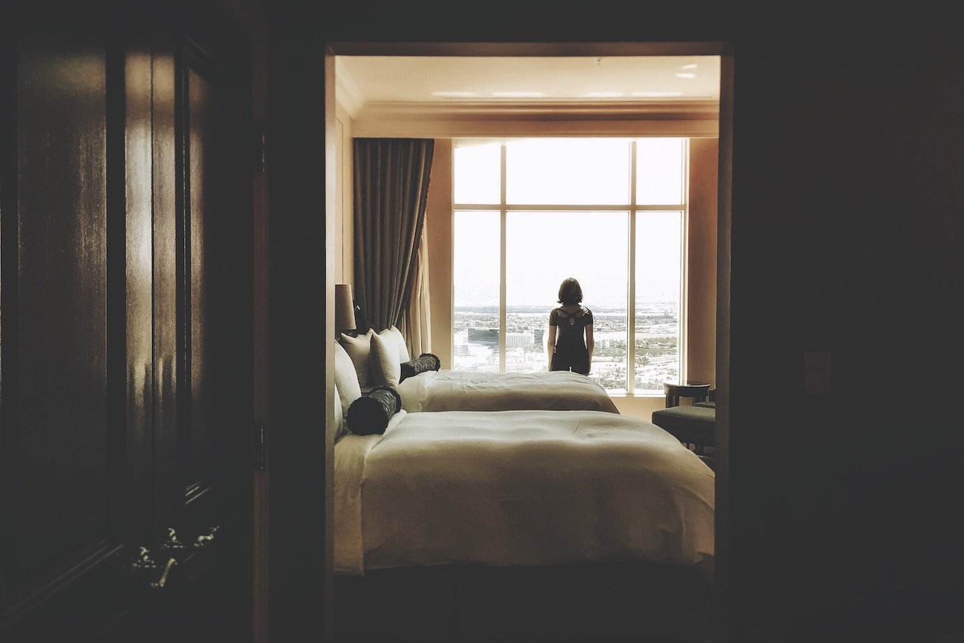 How to find hidden cameras in your hotel room or airbnb