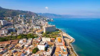 4 Reasons Why This Destination Is One Of The Top Winter Getaways For Americans