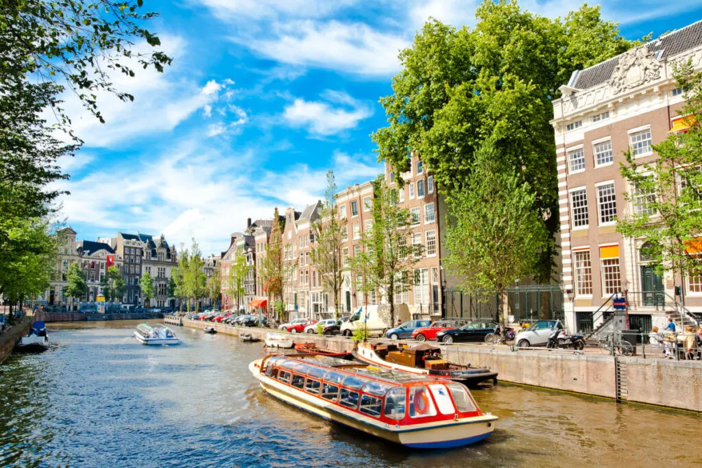 5 Reasons Why This Stunning Country Is One Of The Most Visited In Europe