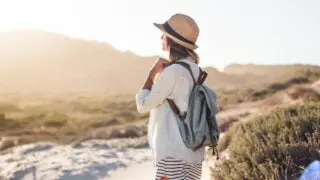 5 Ways Travelers Can Save Money On Vacations This Summer