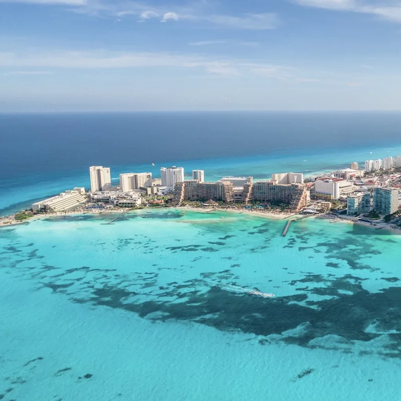 Cancun shoreline beach