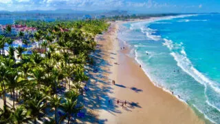 These 2 Trending Caribbean Islands Are The Cheapest For A Winter Getaway