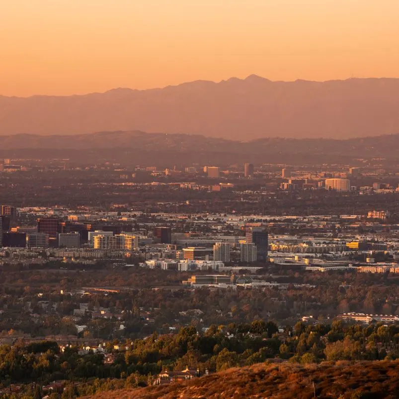 Twilight descends on the Orange County with la mes